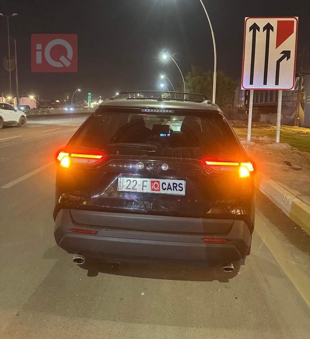 تويوتا راف 4